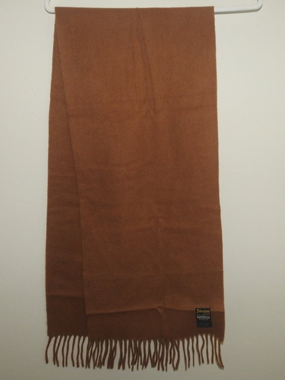 Johnstons of Elgin Unisex Scarf camel Cashmere Scotland 56"  plus fringe